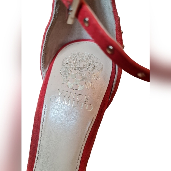 DESIGNER Vince Camuto Studded Stillettos - Picture 4 of 10